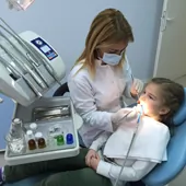 stomatoloska-ordinacija-maja-dental-care-implantologija